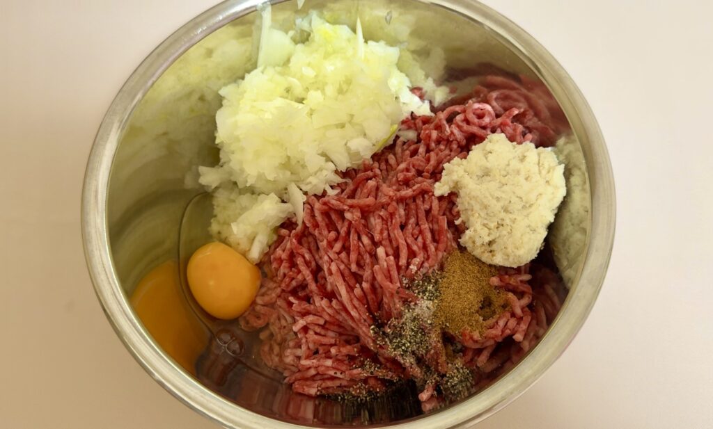 デミグラスソースで楽しむ 煮込みハンバーグ 作り方3