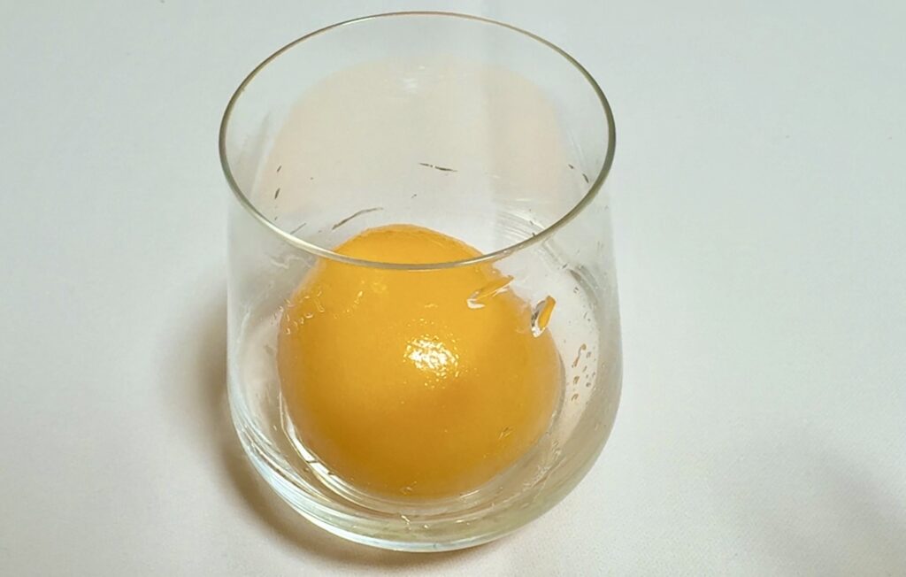 ココナッツミルクソースで楽しむ 黄桃の簡単デザート 作り方1