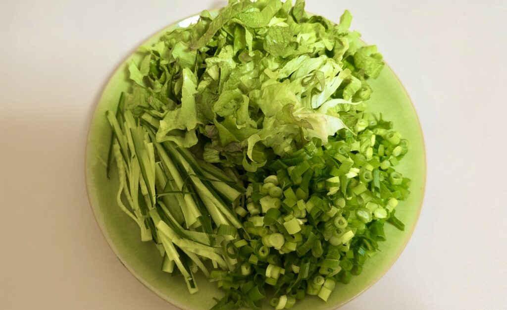 牛肉の中華風春雨サラダ　作り方1