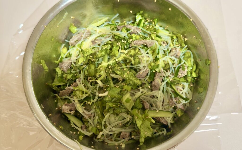 牛肉の中華風春雨サラダ　作り方7