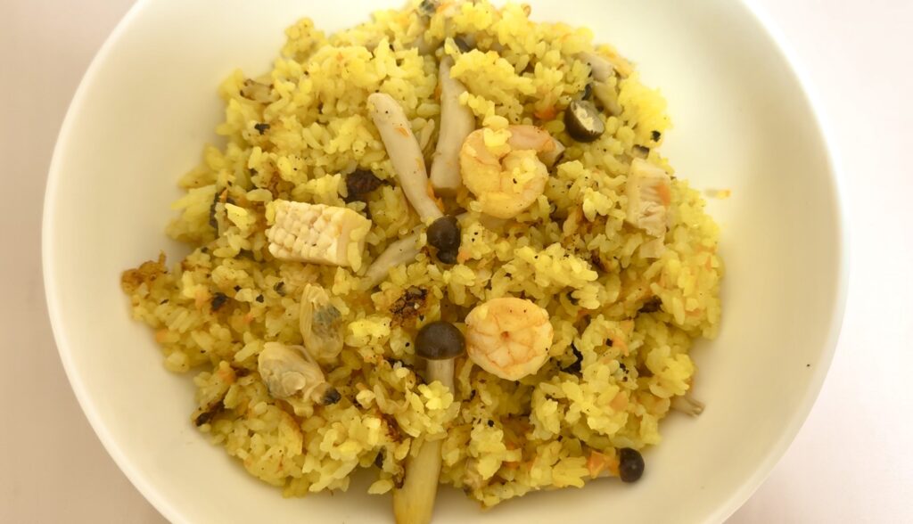 炊飯器で簡単 パエリア風炊き込みご飯 作り方6