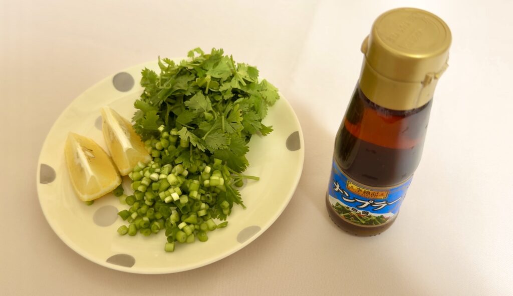 薬味たっぷり・刺身で簡単 カルパッチョ風おつまみ  作り方2