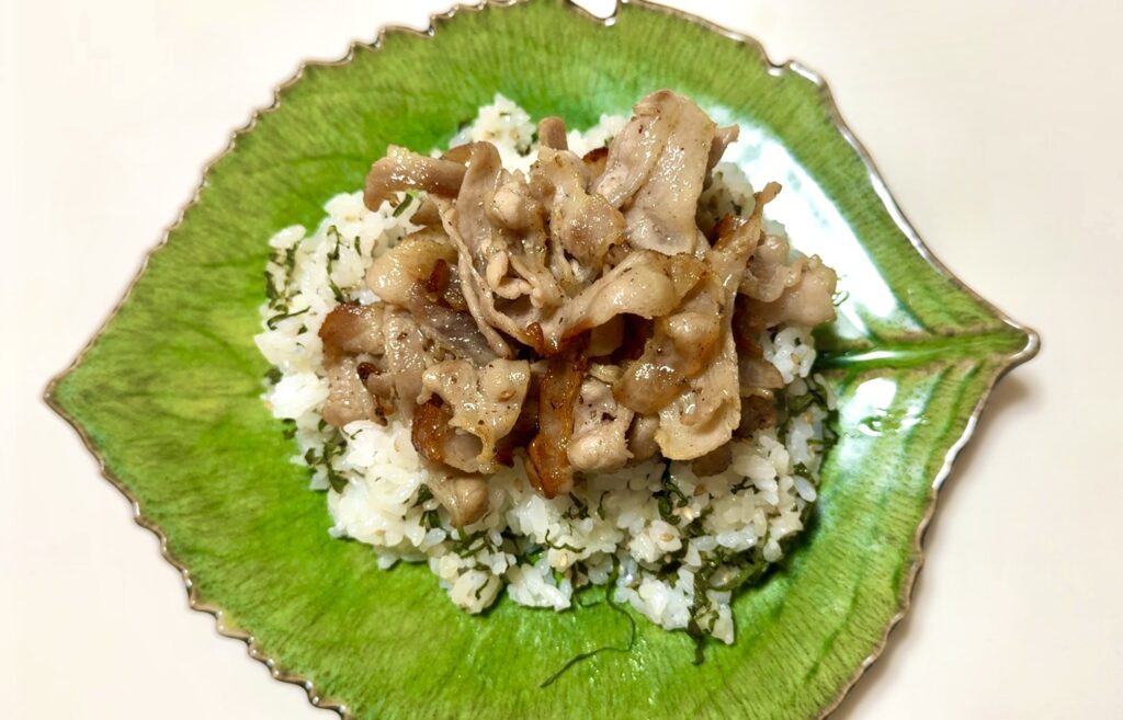 塩レモンネギダレで楽しむ、お家豚バラ丼 作り方6