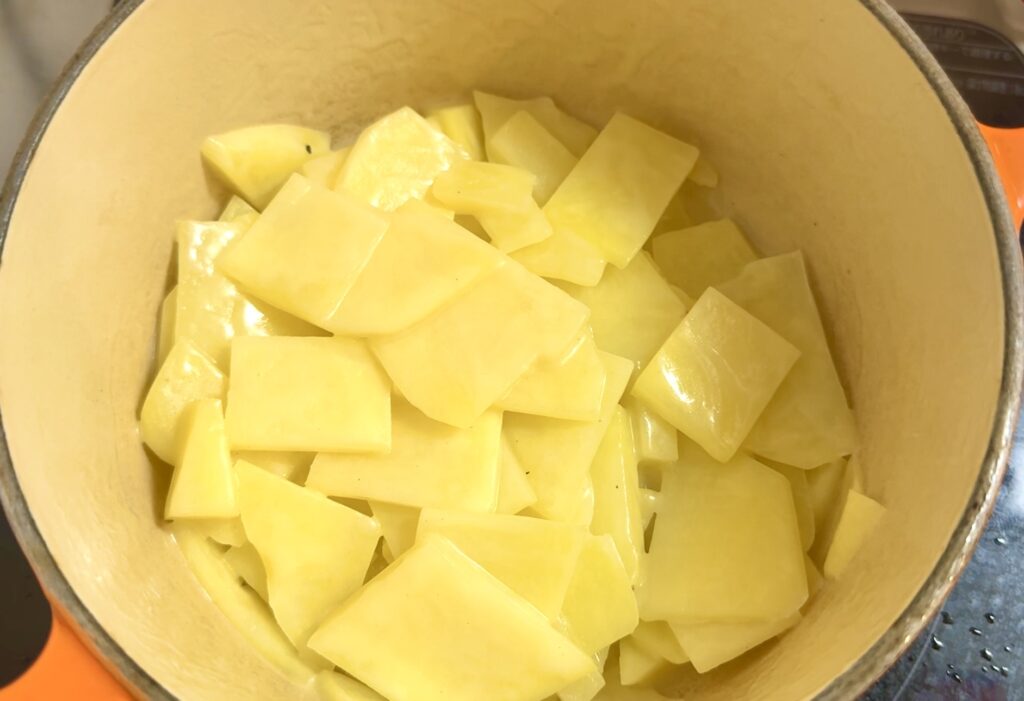 残ったポトフスープで♡なめらかビシソワーズ 作り方1