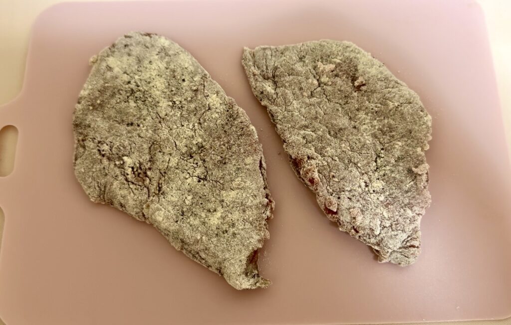 ミラノ風カツレツ｜粉チーズ香る軽やかな牛肉のごちそう 作り方4